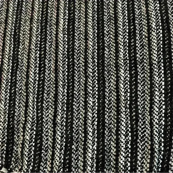 Isotoner Signature Womens Casual Knit Scarf W/ Fringe One Size Rayon/Acrylic - Picture 2 of 7